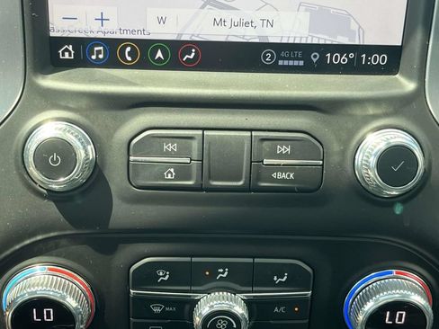 Used 2022 GMC Sierra 1500 SLT w/ SLT Premium Plus Package AWD/4WD image 34
