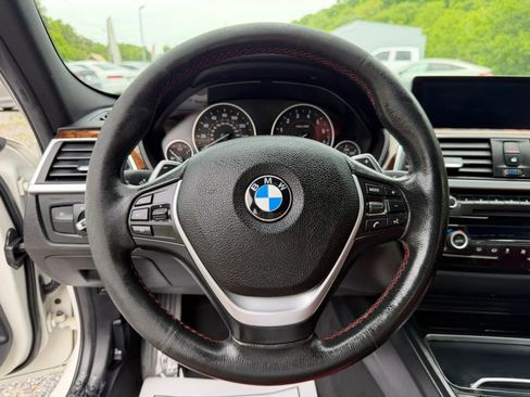 Used 2017 BMW 330i xDrive Sedan AWD/4WD image 32