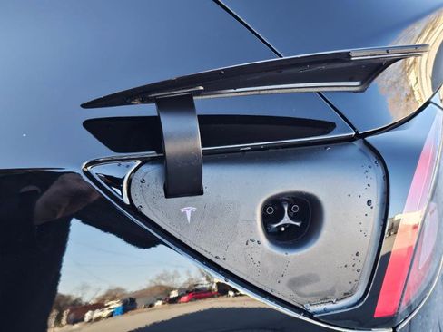 Used 2023 Tesla Model Y Long Range image 26