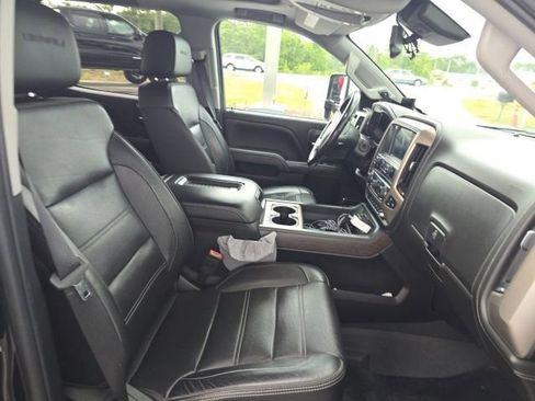 Certified 2019 GMC Sierra 3500 Denali w/ Duramax Plus Package AWD/4WD image 10