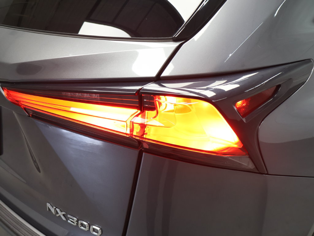 Used 2018 Lexus NX 300 FWD w/ Accessory Package 2 image 31
