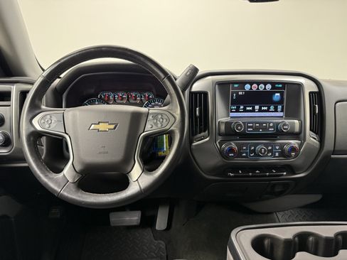 Used 2018 Chevrolet Silverado 1500 LT w/ All Star Edition image 19