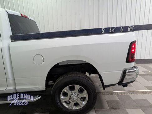 Used 2026 RAM 2500 Big Horn AWD/4WD image 3