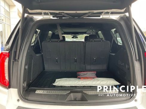 Used 2023 GMC Yukon XL AT4 w/ LPO, Floor Liner Package image 26