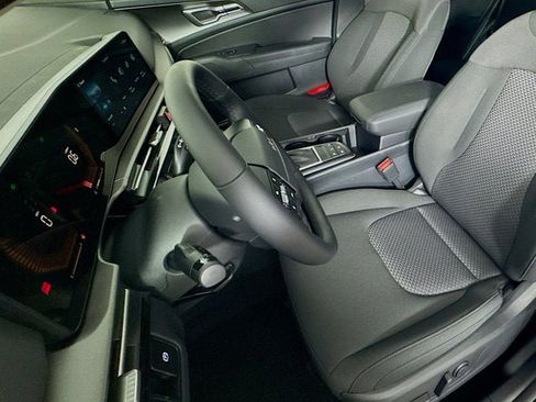 New 2026 Kia Sportage LX AWD/4WD image 22