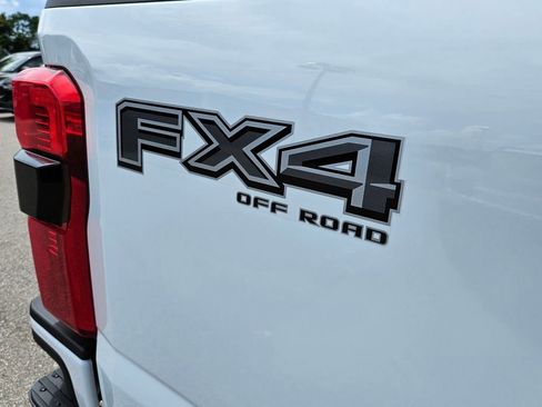New 2026 Ford F250 XLT w/ XLT Premium Package AWD/4WD image 41