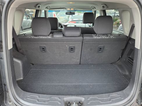 Used 2011 Kia Soul + FWD image 12