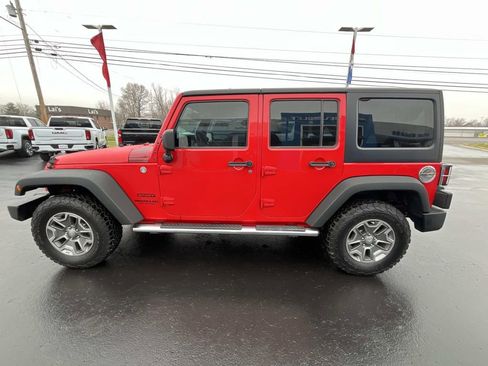 Used 2015 Jeep Wrangler Unlimited Sport w/ Quick Order Package 24S AWD/4WD image 4