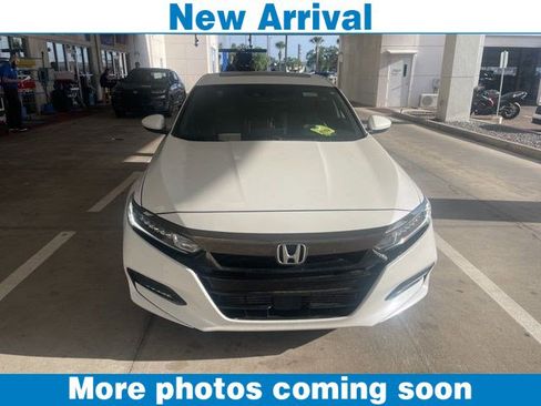 Used 2018 Honda Accord Sport image 1