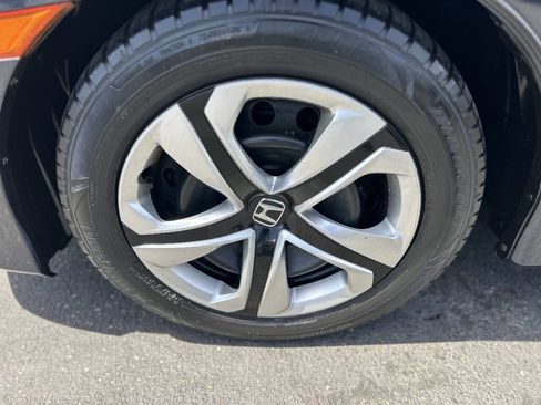 Used 2018 Honda Civic LX image 7