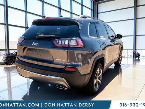 Used 2019 Jeep Cherokee Limited w/ Luxury Group FWD image 30