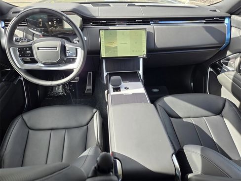 New 2026 Land Rover Range Rover SE image 7