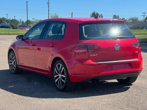 Used 2015 Volkswagen Golf SE w/ Lighting Package FWD image 10