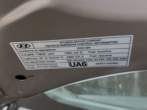 Used 2023 Hyundai Elantra SEL image 30