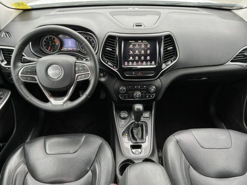 Used 2019 Jeep Cherokee Limited AWD/4WD image 12