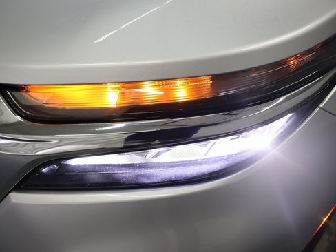 Used 2022 Chevrolet Equinox LS w/ LS Convenience Package image 25