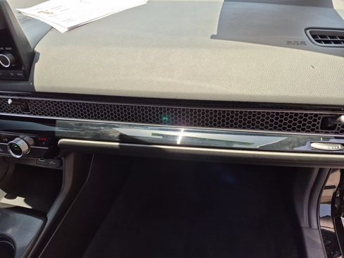 Used 2024 Honda Civic EX-L image 32