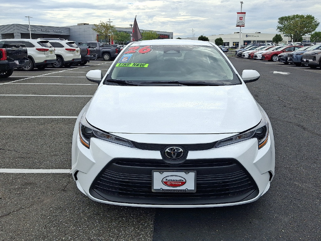 Used 2026 Toyota Corolla LE FWD image 2