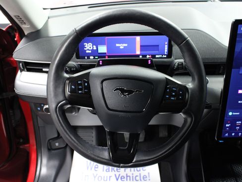 Used 2021 Ford Mustang Mach-E Select image 17