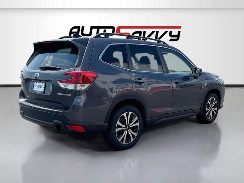 Used 2024 Subaru Forester Limited AWD/4WD image 7
