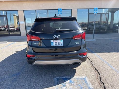 Used 2017 Hyundai Santa Fe Sport image 5