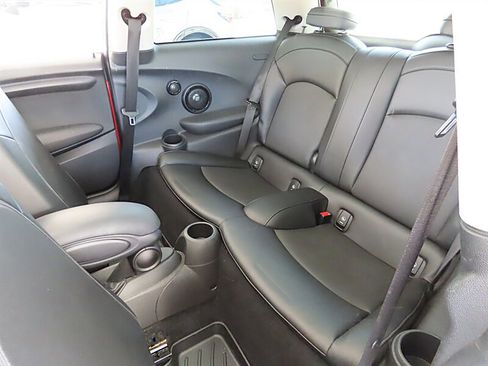 Used 2017 MINI Cooper 2-Door Hardtop FWD image 27