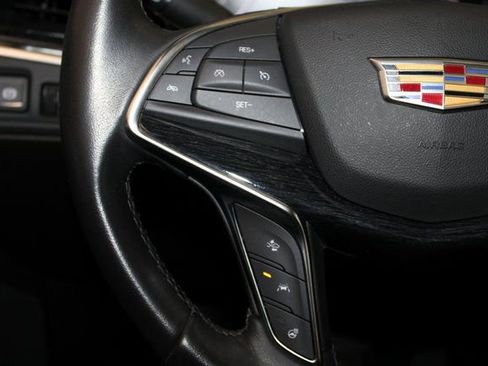 Certified 2023 Cadillac XT5 Premium Luxury w/ LPO, Floor Liner Package image 21