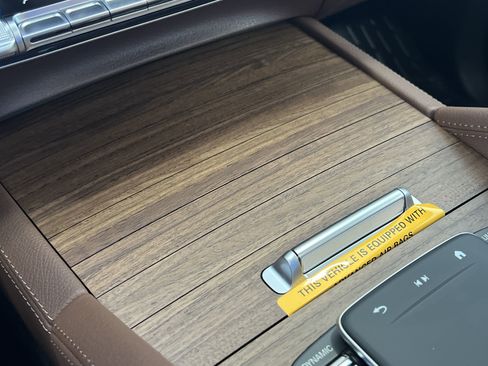 Certified 2026 Mercedes-Benz GLE 450 GLE 450 image 44