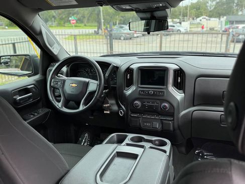 Used 2023 Chevrolet Silverado 1500 Custom image 5