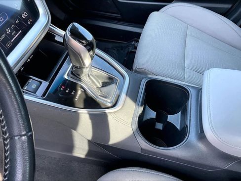 Used 2022 Subaru Legacy Premium image 15