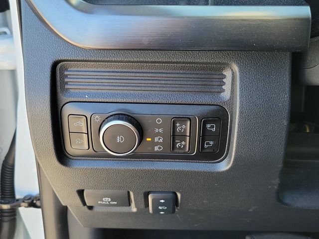 Certified 2025 Ford F250 Lariat w/ Chrome Package AWD/4WD image 27