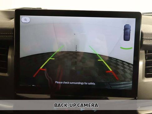 Used 2024 Ford Expedition XLT image 6