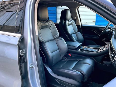Used 2021 Lincoln Aviator Grand Touring w/ Equipment Group 302A image 8