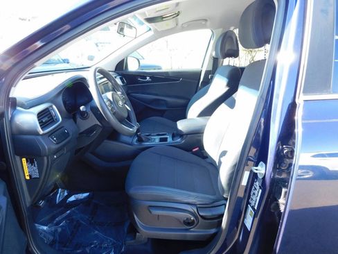 Used 2016 Kia Sorento LX image 8