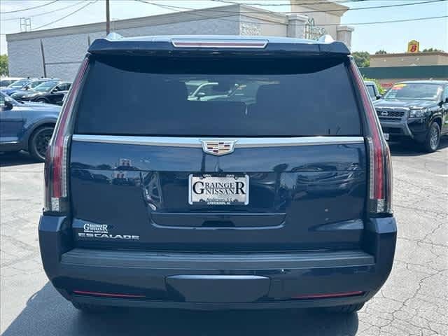 Used 2020 Cadillac Escalade Platinum RWD image 4