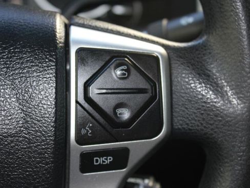 Used 2016 Toyota Tundra SR5 w/ Tow Package image 21