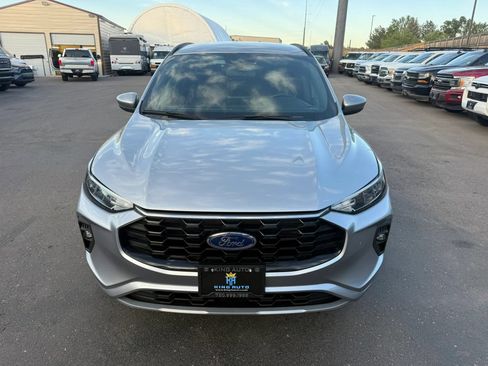 Used 2023 Ford Escape ST-Line Select AWD/4WD image 10