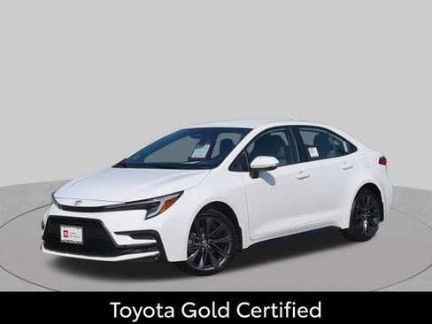 Certified 2026 Toyota Corolla SE FWD image 1