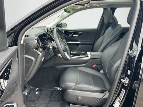 Used 2023 Mercedes-Benz GLC 300 4MATIC image 16