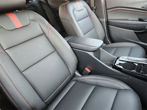 New 2026 Chevrolet Trax RS w/ Sunroof Package image 11