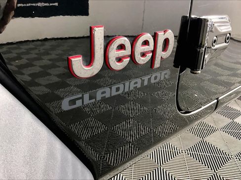 Used 2020 Jeep Gladiator Rubicon AWD/4WD image 30