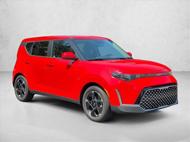 Used 2025 Kia Soul EX FWD image 3