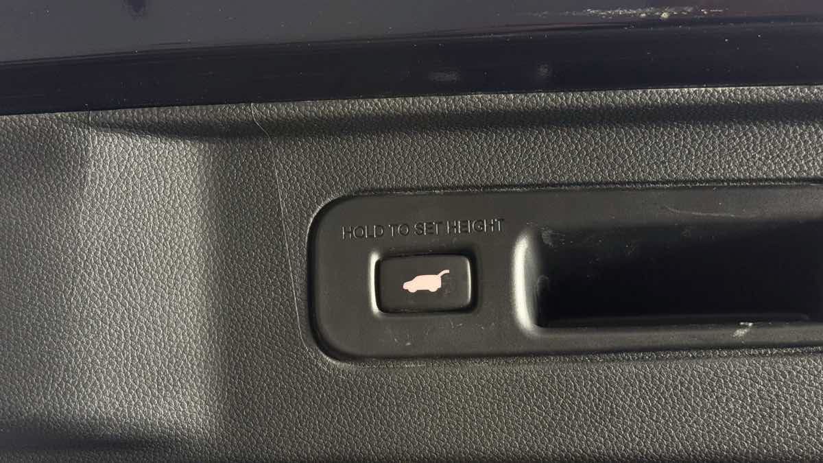 Used 2023 Honda Pilot EX-L image 36