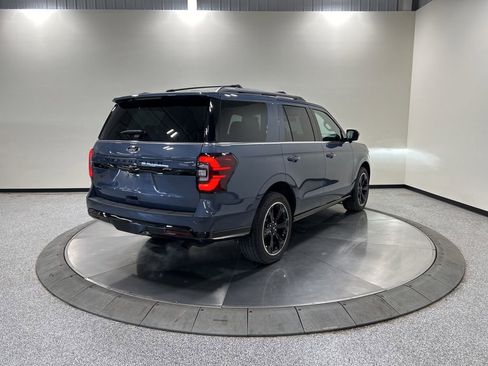 Certified 2023 Ford Expedition Limited AWD/4WD image 7