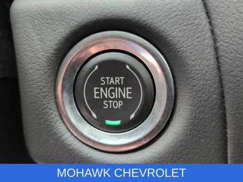 Used 2021 Chevrolet Tahoe Premier w/ Premium Package image 18