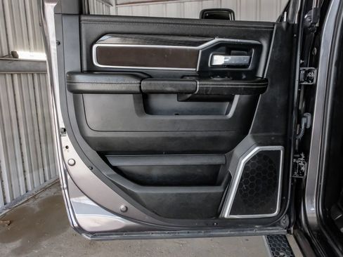 Used 2023 RAM 3500 Laramie AWD/4WD image 46