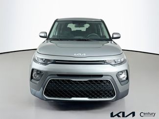 Certified 2022 Kia Soul LX FWD video 2
