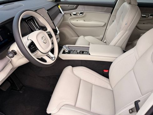 New 2026 Volvo XC90 B6 Ultra w/ Protection Package AWD/4WD image 5