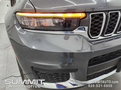 New 2025 Jeep Grand Cherokee L Laredo w/ Luxury Tech Group I image 23