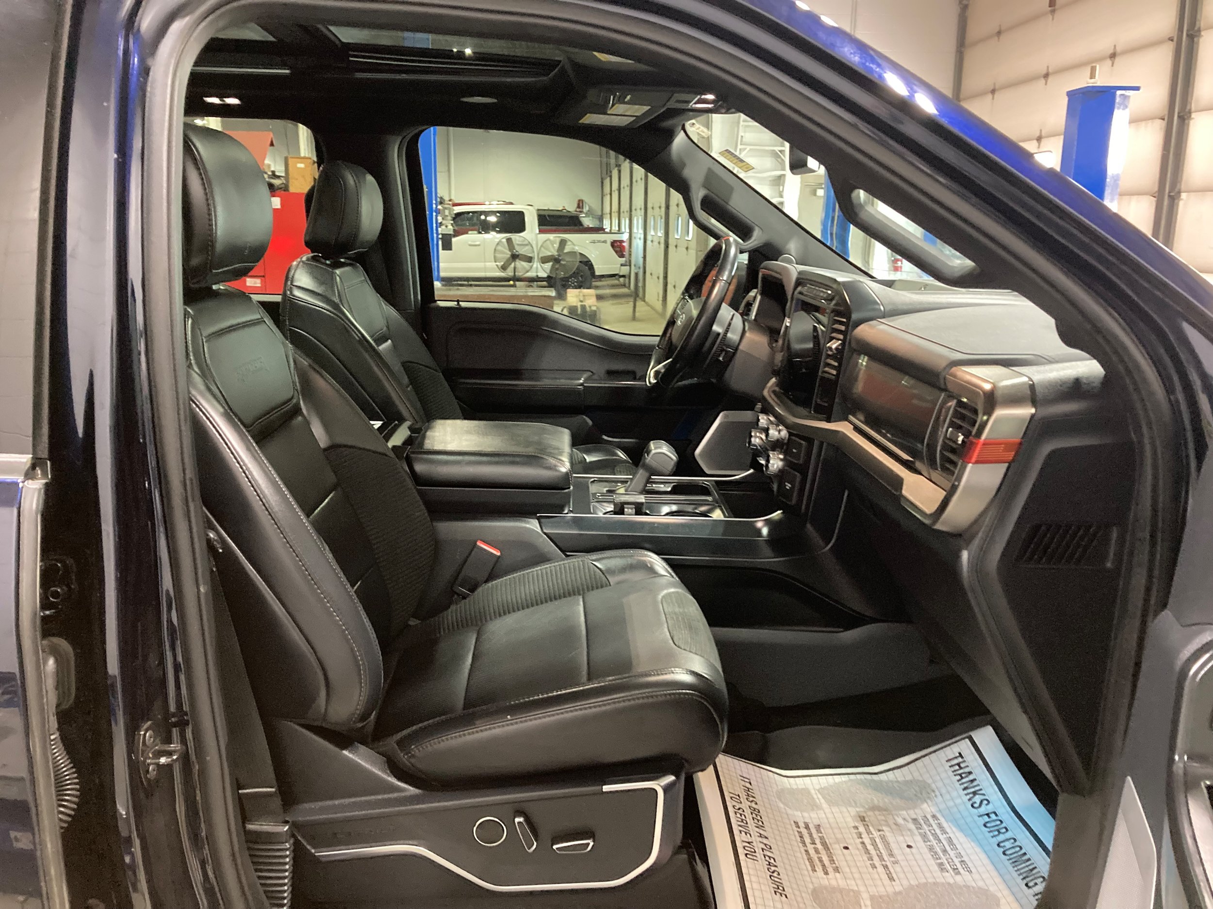 Used 2023 Ford F150 Raptor w/ Raptor 37 Performance Package AWD/4WD image 4